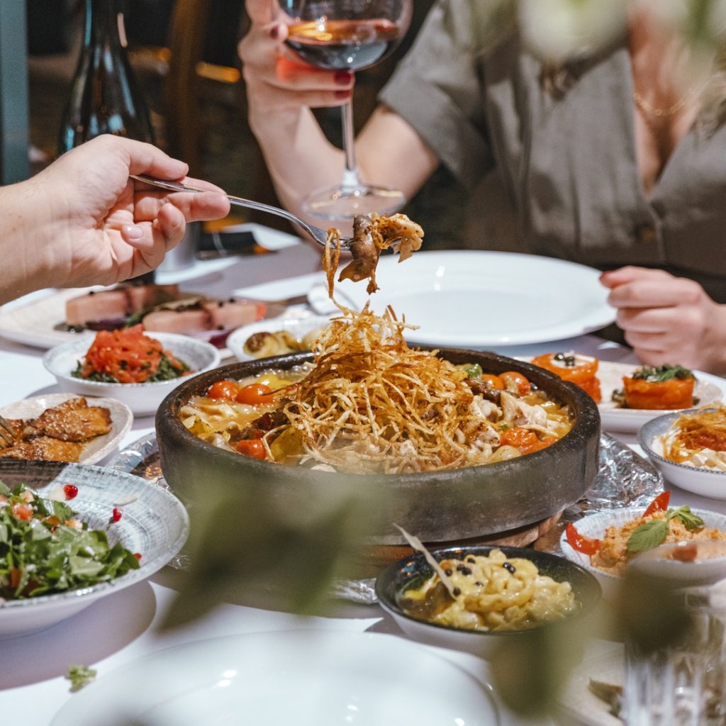 rakı balık yanında mezeler